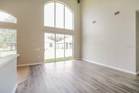 Casa en alquiler en Wesley Chapel, Florida, 4 dormitorios, 210.7 m2 № 1885004 - foto 8