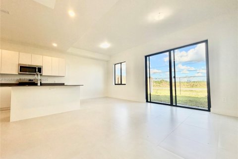 Touwnhouse à louer à Miami, Floride: 4 chambres, 177.63 m2 № 1953307 - photo 26