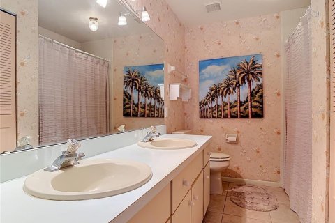 Condo in DeBary, Florida, 2 bedrooms  № 2236792 - photo 24
