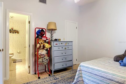 Condo in DeBary, Florida, 2 bedrooms  № 2236792 - photo 26