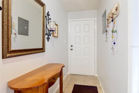 Condo in DeBary, Florida, 2 bedrooms  № 2236792 - photo 3