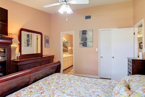 Condo in DeBary, Florida, 2 bedrooms  № 2236792 - photo 23