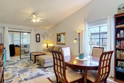 Condo in DeBary, Florida, 2 bedrooms  № 2236792 - photo 13