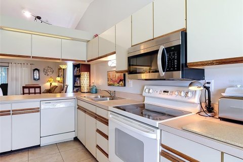 Condo in DeBary, Florida, 2 bedrooms  № 2236792 - photo 10