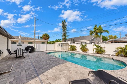 Villa ou maison à vendre à Madeira Beach, Floride: 3 chambres, 93.65 m2 № 2400253 - photo 29