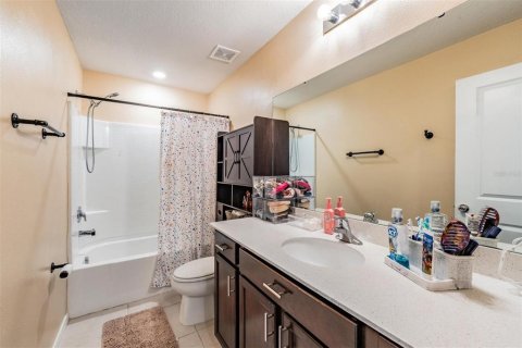 House in Lakeland, Florida 5 bedrooms, 224.36 sq.m. № 1767525 - photo 28
