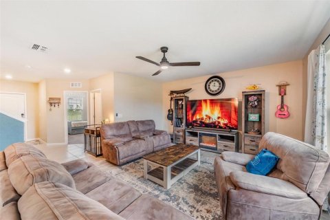 House in Lakeland, Florida 5 bedrooms, 224.36 sq.m. № 1767525 - photo 10