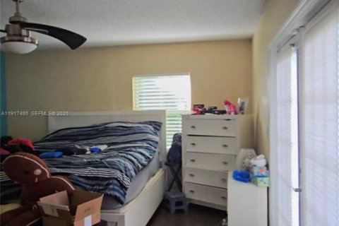 Casa en venta en West Palm Beach, Florida, 3 dormitorios, 134.43 m2 № 1982246 - foto 6