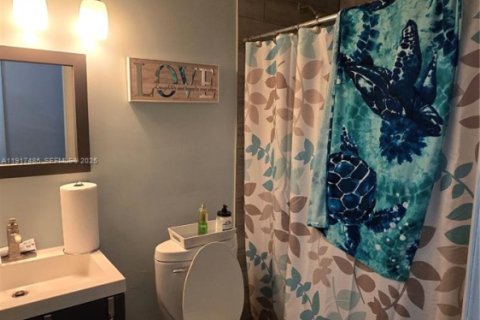 Casa en venta en West Palm Beach, Florida, 3 dormitorios, 134.43 m2 № 1982246 - foto 12