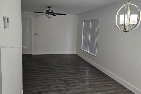 Condominio en venta en Davie, Florida, 2 dormitorios, 92.9 m2 № 1937517 - foto 3