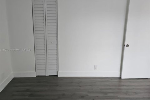 Condominio en venta en Davie, Florida, 2 dormitorios, 92.9 m2 № 1937517 - foto 13