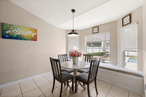 House in Winter Haven, Florida 4 bedrooms, 218.97 sq.m. № 2155816 - photo 20