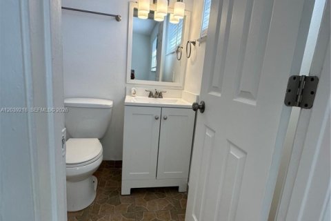 Condominio en alquiler en Oakland Park, Florida, 1 dormitorio, 37.81 m2 № 2182693 - foto 5