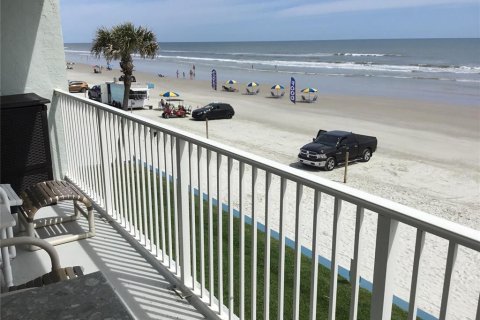 Copropriété à louer à New Smyrna Beach, Floride: 3 chambres, 115.2 m2 № 2108439 - photo 2