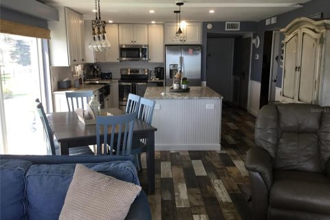 Copropriété à louer à New Smyrna Beach, Floride: 3 chambres, 115.2 m2 № 2108439 - photo 8