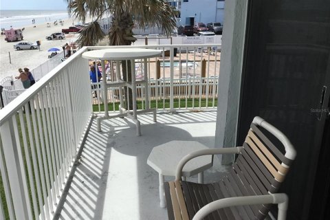 Copropriété à louer à New Smyrna Beach, Floride: 3 chambres, 115.2 m2 № 2108439 - photo 19