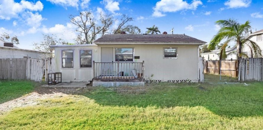Villa ou maison à Saint Petersburg, Floride 2 chambres, 73.02 m2 № 1534406