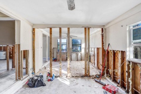 Villa ou maison à vendre à Saint Petersburg, Floride: 2 chambres, 73.02 m2 № 1534406 - photo 6