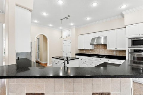 Villa ou maison à vendre à Weeki Wachee, Floride: 3 chambres, 272.67 m2 № 2406935 - photo 28
