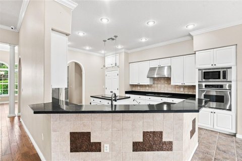 Villa ou maison à vendre à Weeki Wachee, Floride: 3 chambres, 272.67 m2 № 2406935 - photo 12