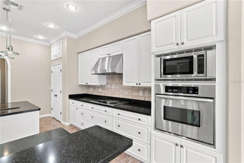Villa ou maison à vendre à Weeki Wachee, Floride: 3 chambres, 272.67 m2 № 2406935 - photo 20