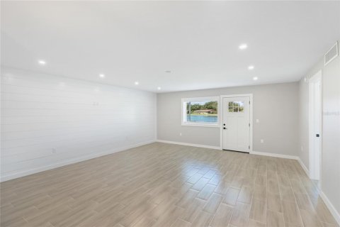 Condo in Sarasota, Florida, 2 bedrooms № 2166188 - photo 8
