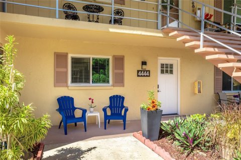 Condo in Sarasota, Florida, 2 bedrooms № 2166188 - photo 25