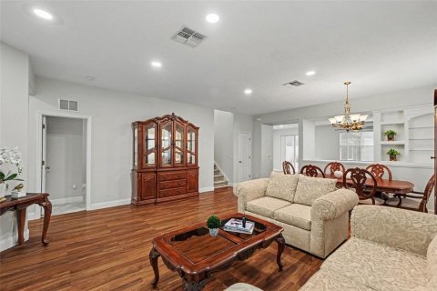 Villa ou maison à vendre à Land O' Lakes, Floride: 4 chambres, 246.38 m2 № 2408326 - photo 4