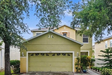 Villa ou maison à Land O' Lakes, Floride 4 chambres, 246.38 m2 № 2408326
