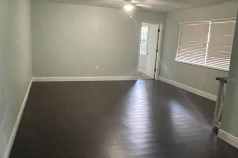 Casa en alquiler en DeLand, Florida, 4 dormitorios, 169.45 m2 № 1749296 - foto 2
