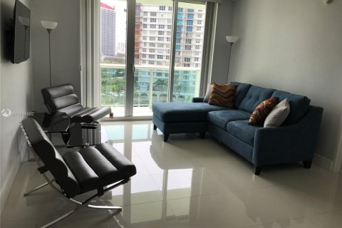 Copropriété à louer à Hollywood, Floride: 2 chambres, 109.25 m2 № 2038087 - photo 4