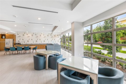 Appartement à louer à Miami, Floride: 1 chambre, 53.33 m2 № 1994140 - photo 4