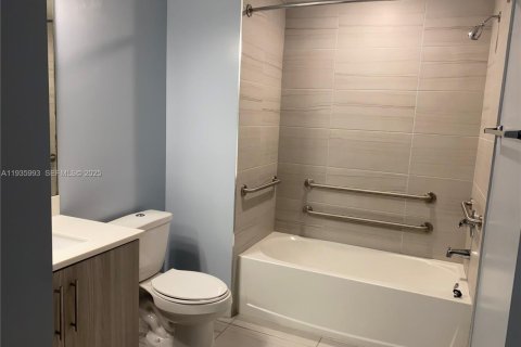 Appartement à louer à Miami, Floride: 1 chambre, 53.33 m2 № 1994140 - photo 12