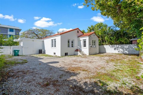 Villa ou maison à vendre à Miami, Floride: 3 chambres, 148.27 m2 № 2065626 - photo 26