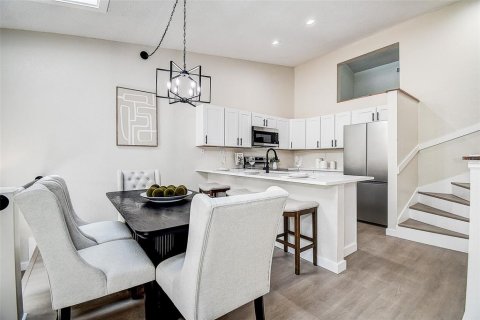 Copropriété à vendre à Pinellas Park, Floride: 2 chambres, 110.55 m2 № 2110418 - photo 3