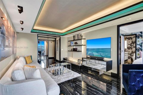 Condominio en venta en Sunny Isles Beach, Florida, 3 dormitorios, 170.94 m2 № 2032820 - foto 28