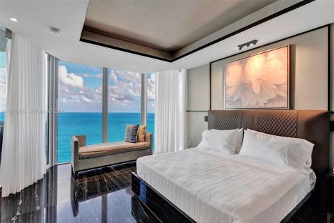 Condominio en venta en Sunny Isles Beach, Florida, 3 dormitorios, 170.94 m2 № 2032820 - foto 13