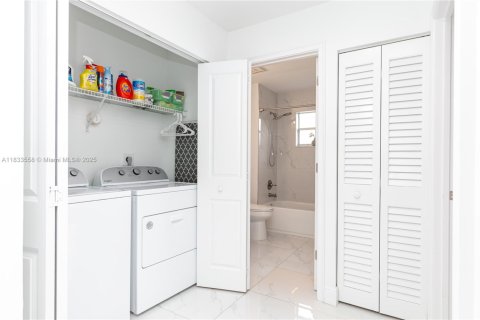 House in Delray Beach, Florida 2 bedrooms, 141.58 sq.m. № 1814505 - photo 26
