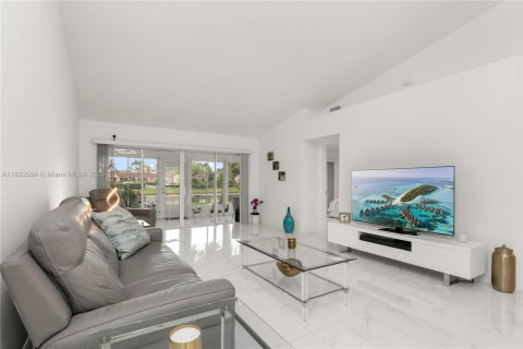 House in Delray Beach, Florida 2 bedrooms, 141.58 sq.m. № 1814505 - photo 5