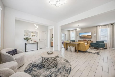 Купить виллу или дом в Клермон, Флорида 8 комнат, 273.6м2, № 2207862 - фото 10