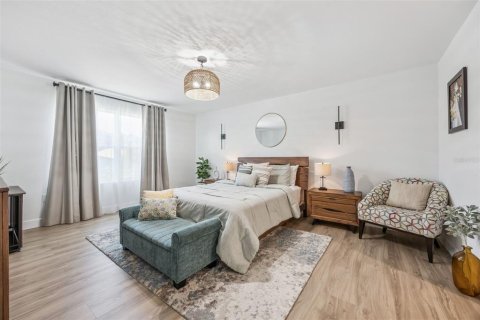 Купить виллу или дом в Клермон, Флорида 8 комнат, 273.6м2, № 2207862 - фото 27