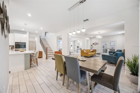 Купить виллу или дом в Клермон, Флорида 8 комнат, 273.6м2, № 2207862 - фото 12