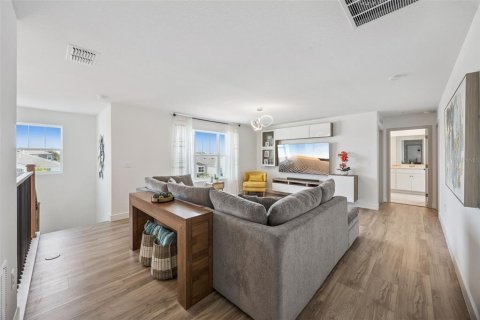 Купить виллу или дом в Клермон, Флорида 8 комнат, 273.6м2, № 2207862 - фото 22