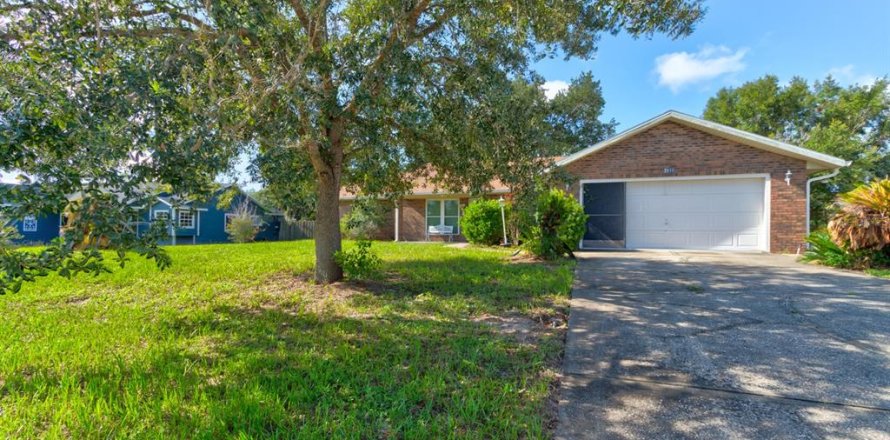 House in Deltona, Florida 3 bedrooms, 170.94 sq.m. № 1913196