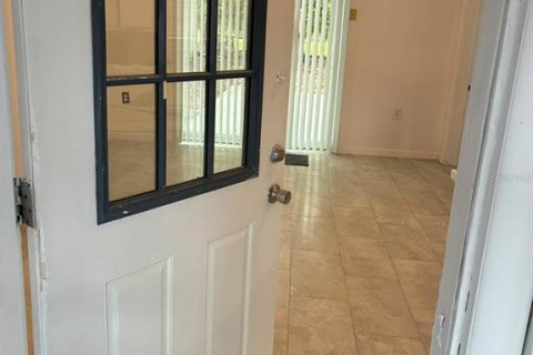 Casa en alquiler en Pomona Park, Florida, 2 dormitorios, 59.09 m2 № 2101270 - foto 3