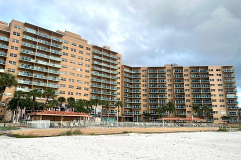 Condominio en venta en Clearwater, Florida, 1 dormitorio, 72 m2 № 1910975 - foto 28