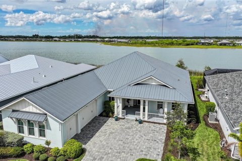House in Punta Gorda, Florida 4 bedrooms, 234.67 sq.m. № 1529278 - photo 1