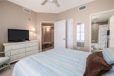 Condo in Daytona Beach, Florida, 3 bedrooms  № 2136263 - photo 26