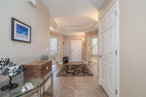 Condo in Daytona Beach, Florida, 3 bedrooms  № 2136263 - photo 2