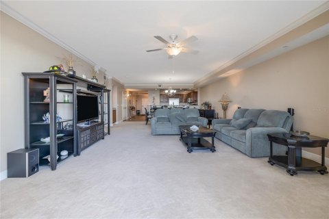 Condo in Daytona Beach, Florida, 3 bedrooms  № 2136263 - photo 7